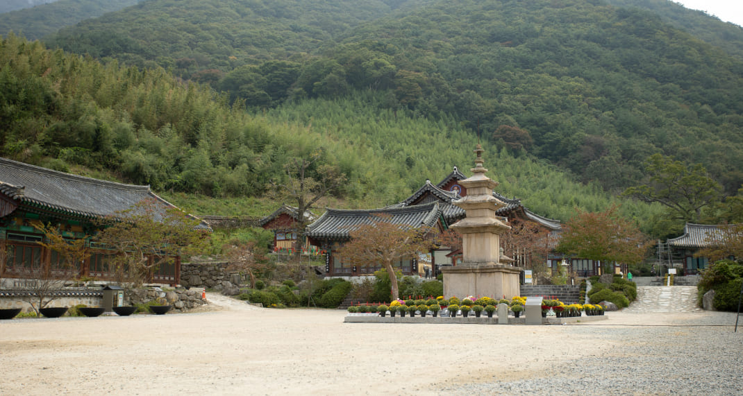 삼층석탑 (三層石塔) 이미지